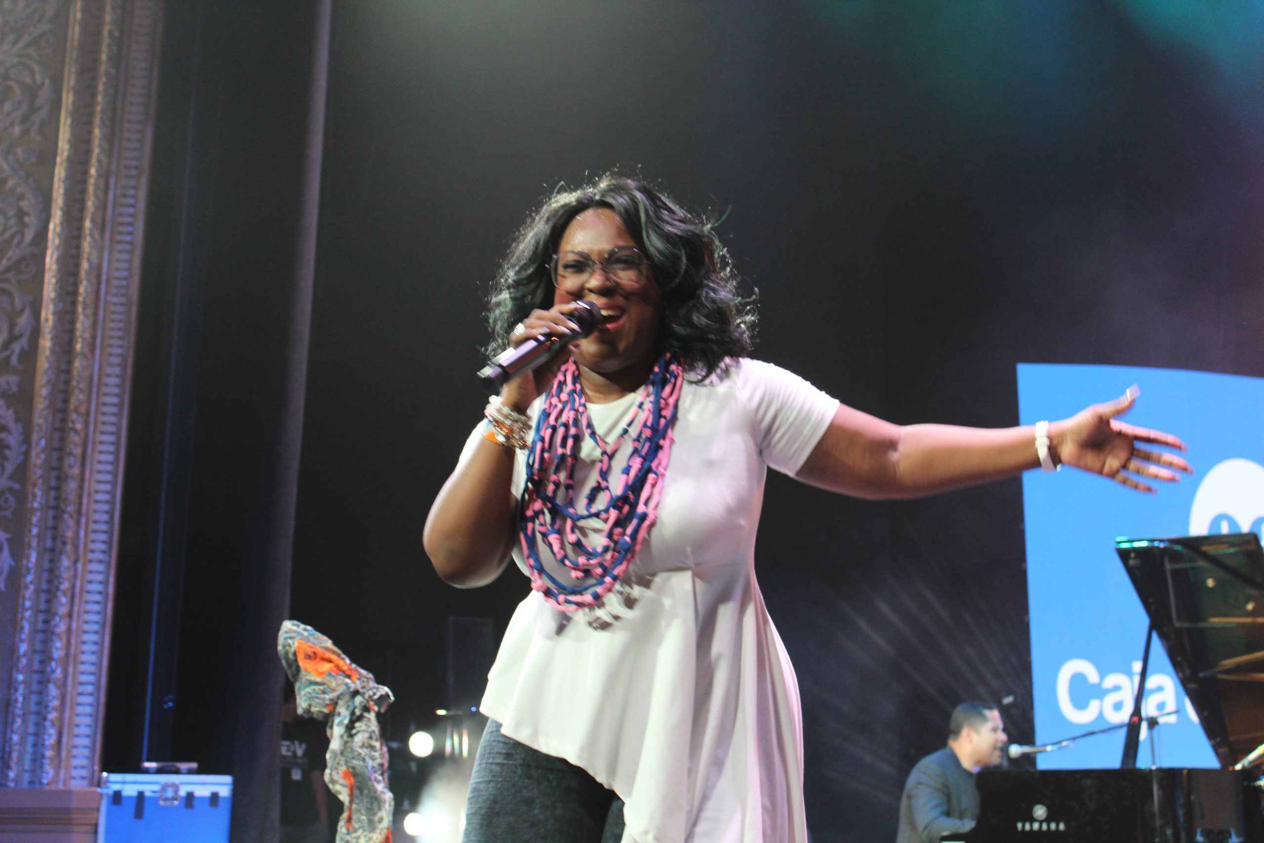 MiCultura at home receives Idania Dowman