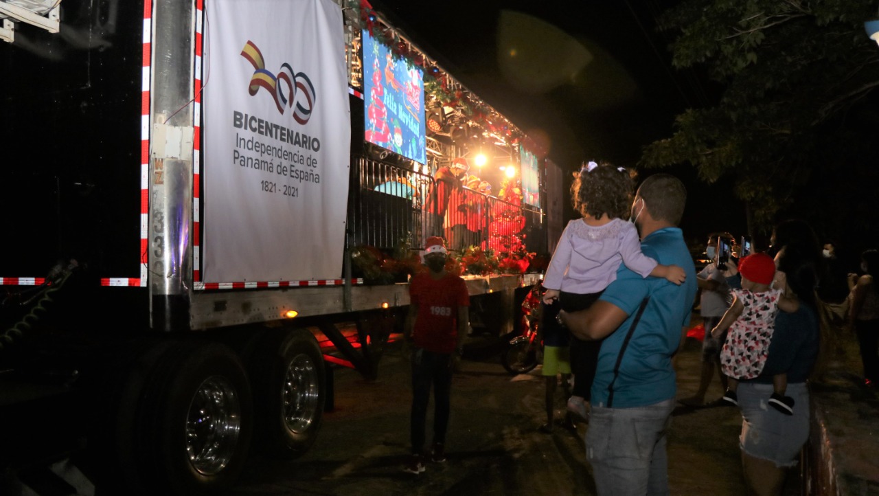MiCultura Road continues with Christmas Posades