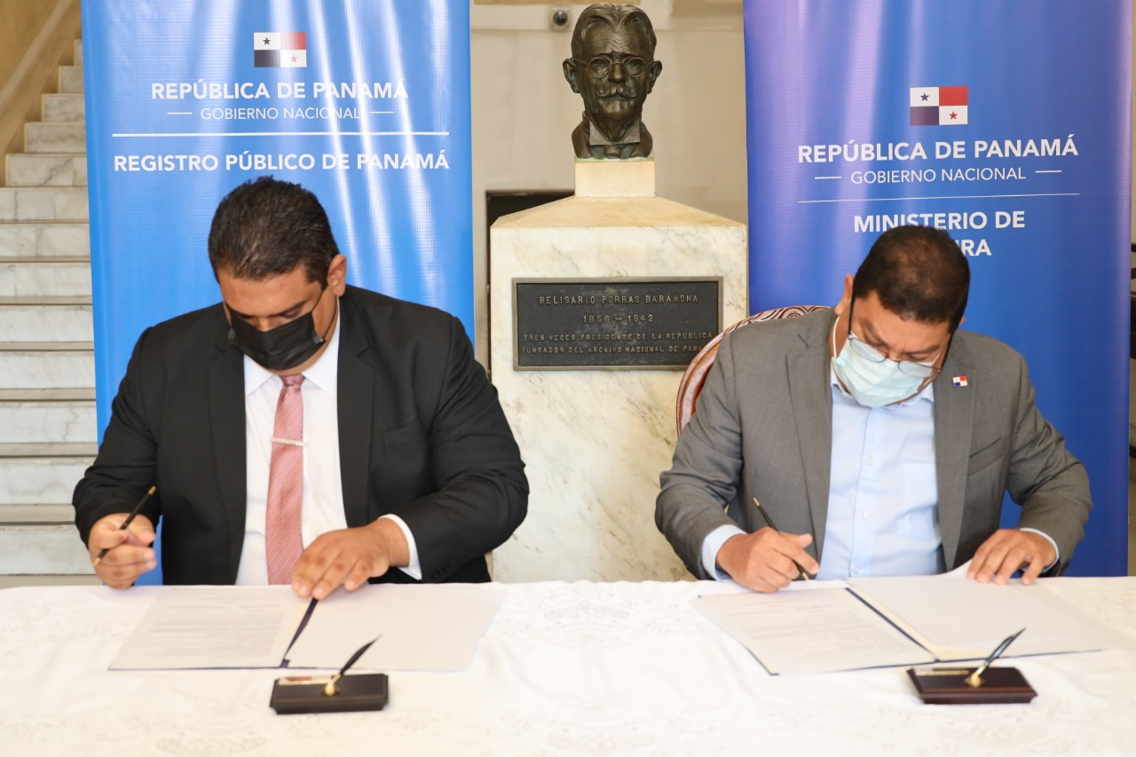 Strategic partnership between MiCultura and Panama National Archive