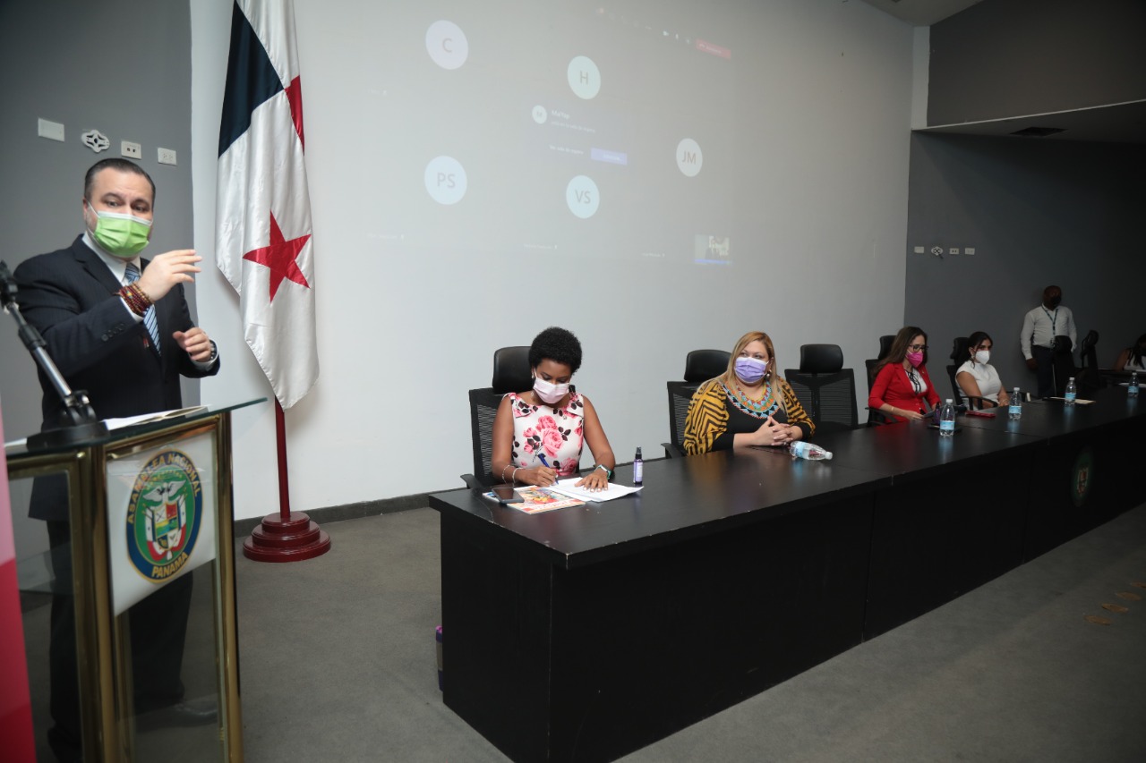 MiCultura to be a Traveling Exposition for International Women's Day