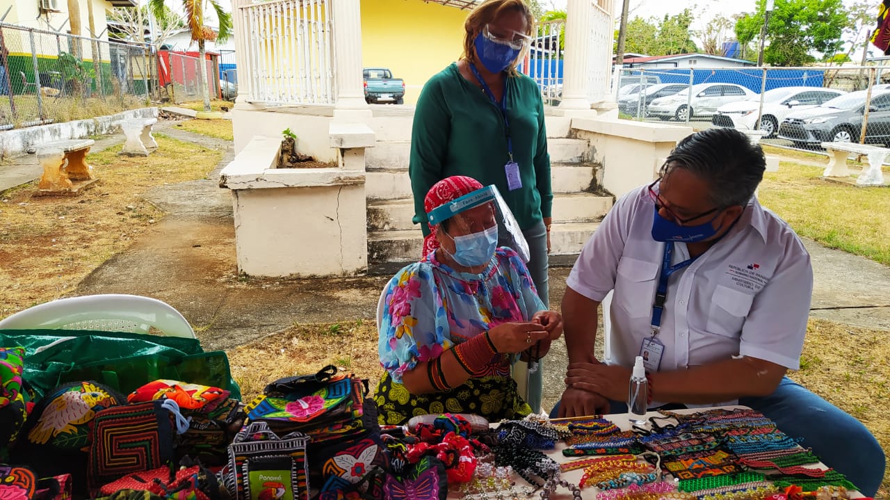 MiCultura tours to artisan centers
