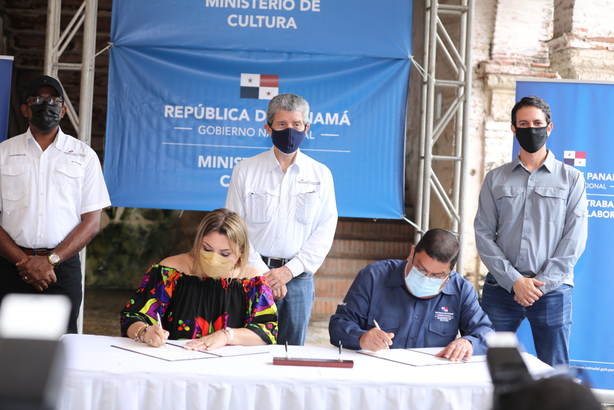 First contracts for economic recovery have been signed at Portobelo