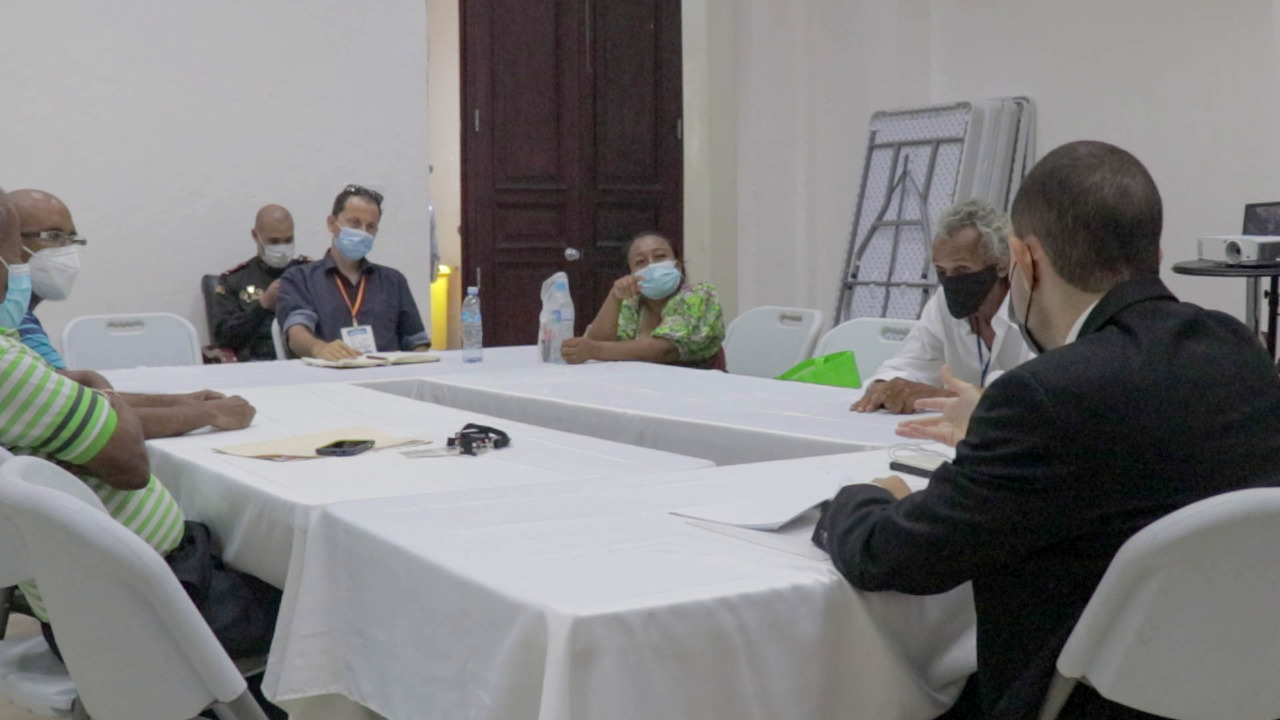 They form a technical table for regular artisan activity at Casco Antiguo