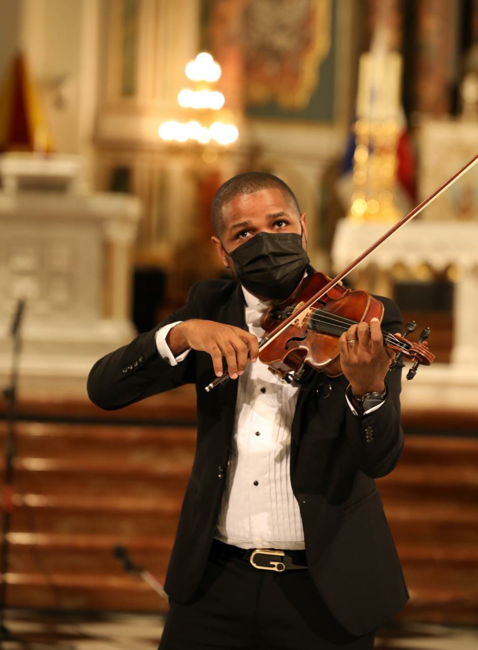 Instrumentistas panameños se especializarán en Italia