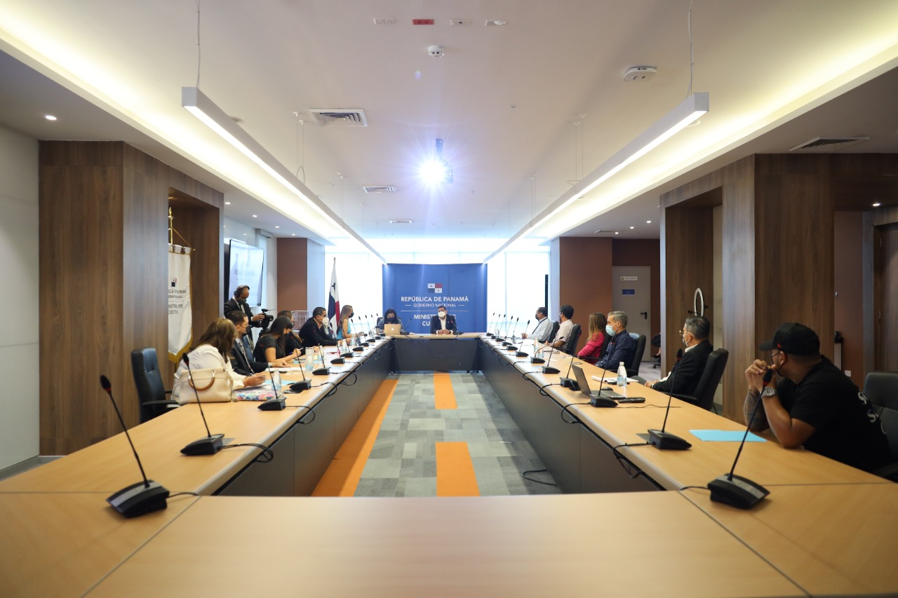 MiCultura meets with representatives of the mass event sector