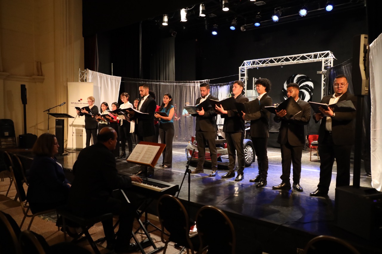 Young Panamanian musicians will participate in an event to celebrate the Bicentennial of the Constitution of Gran Colombia.