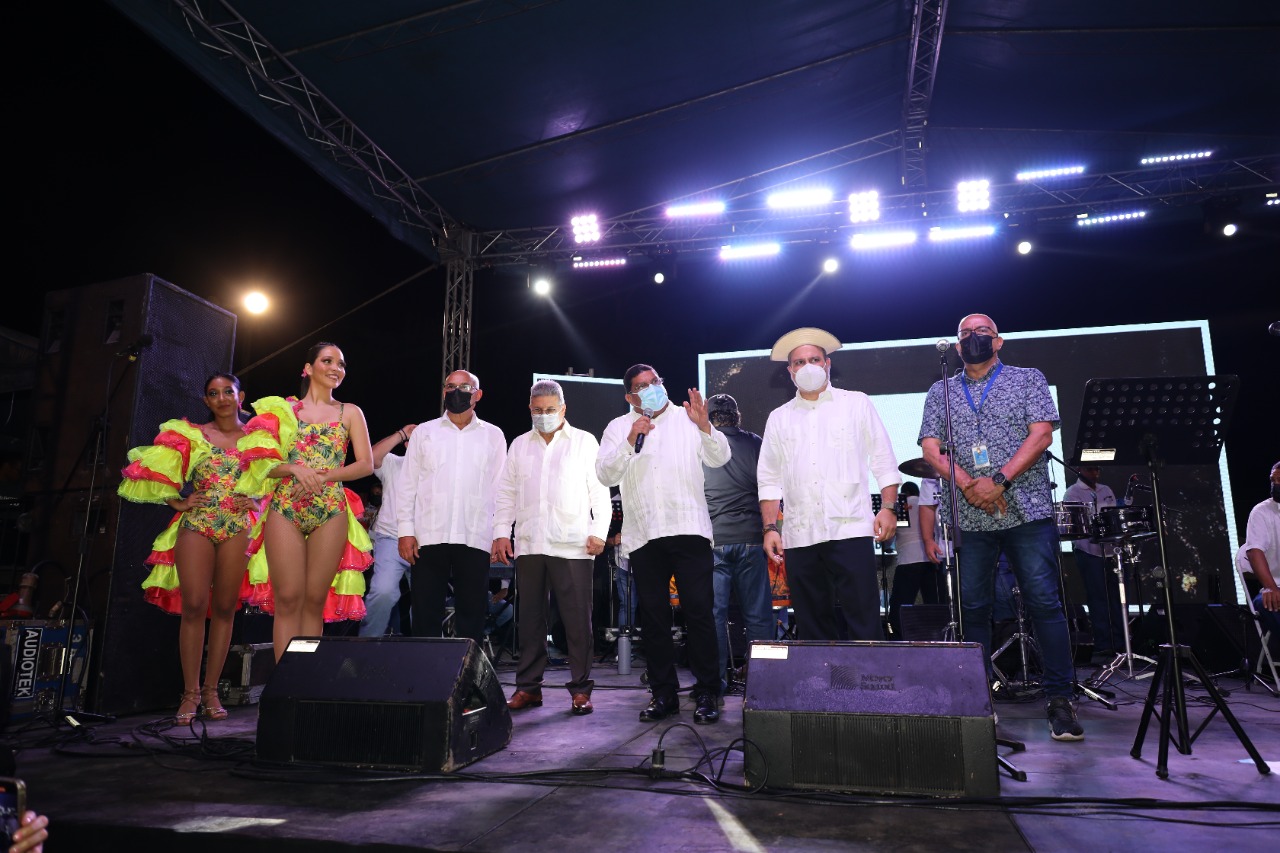 Filling with joy and steps in Panama at Salsa 2021