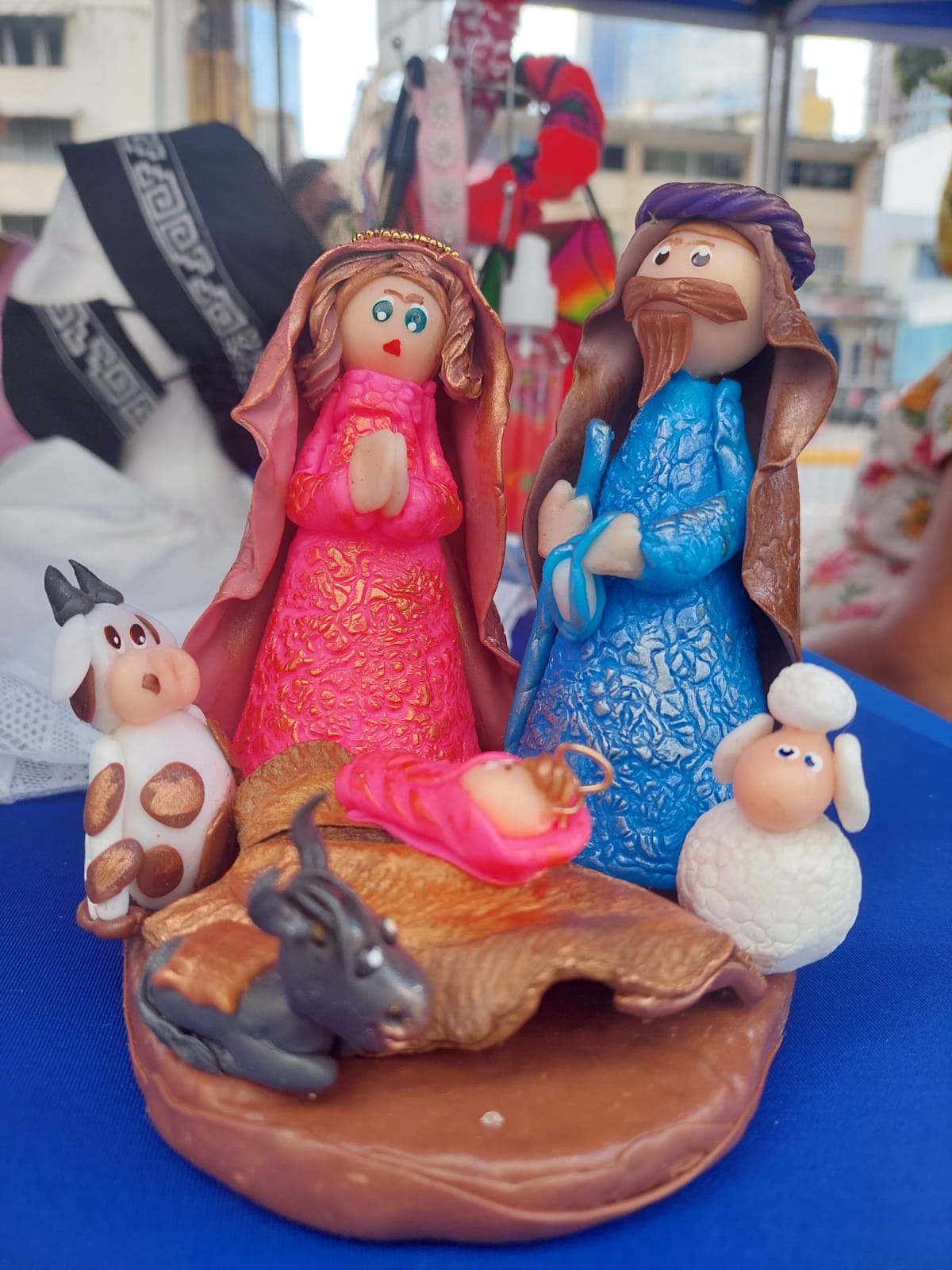 MiCultura invites them to give a gift of crafts at Christmas
