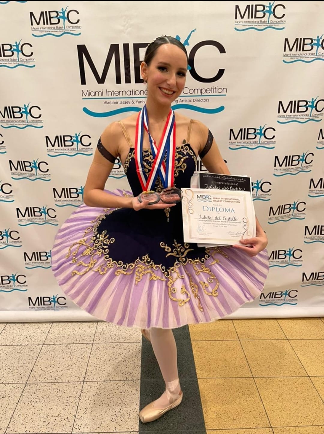 Panama wins dance contest in Miami
