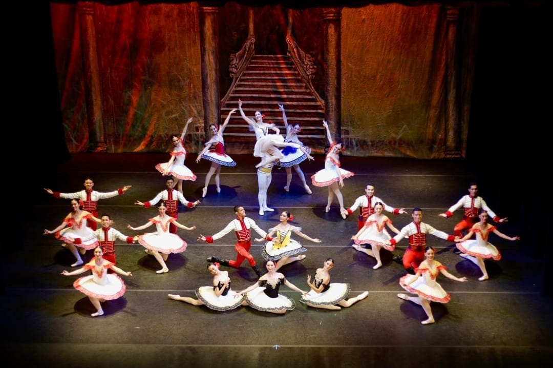 Panama's National Ballet Reforms Season with "The Vivaldi Stations"