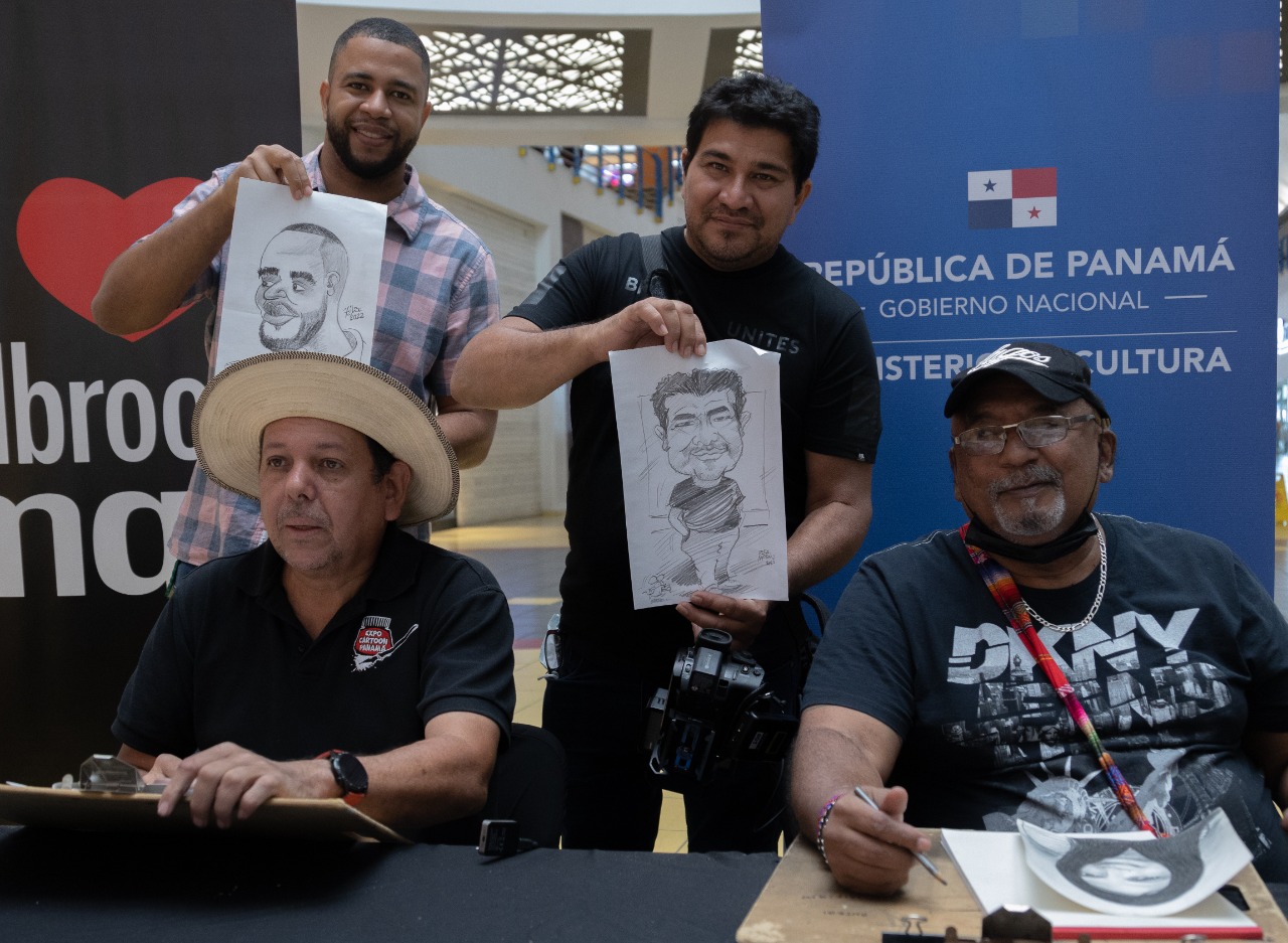 CARICATURISTAS DONARON SU TALENTO ARTÍSTICO AL PÚBLICO