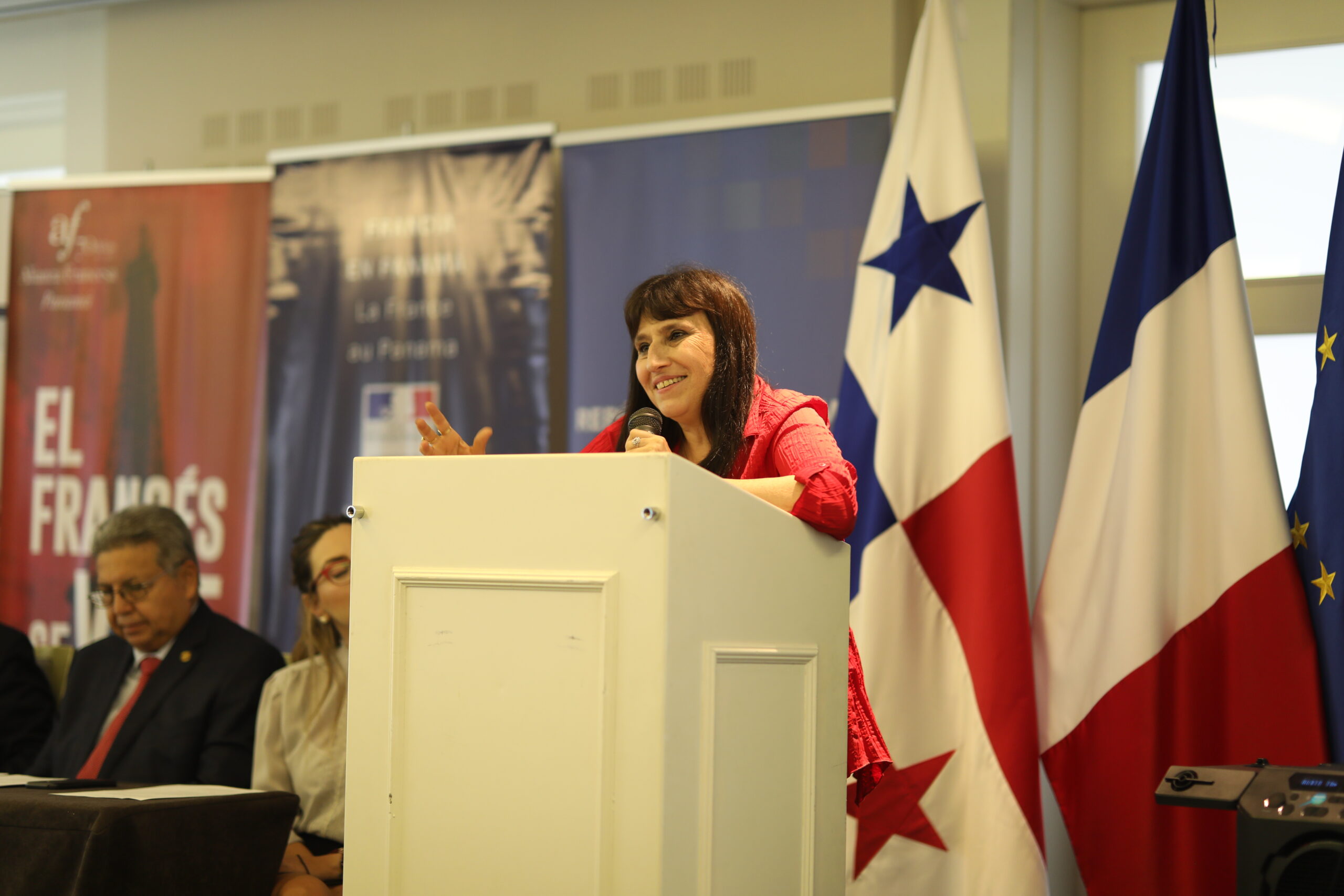 Nathalie Marín returns to Panama to share with young musicians