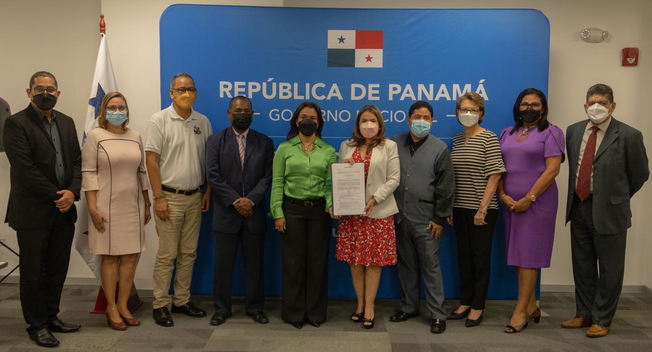 INITIATE TRANSITION PROCESS FOR ACADEMIES and INSTITUTS FROM MiCultura TO EDUCATION