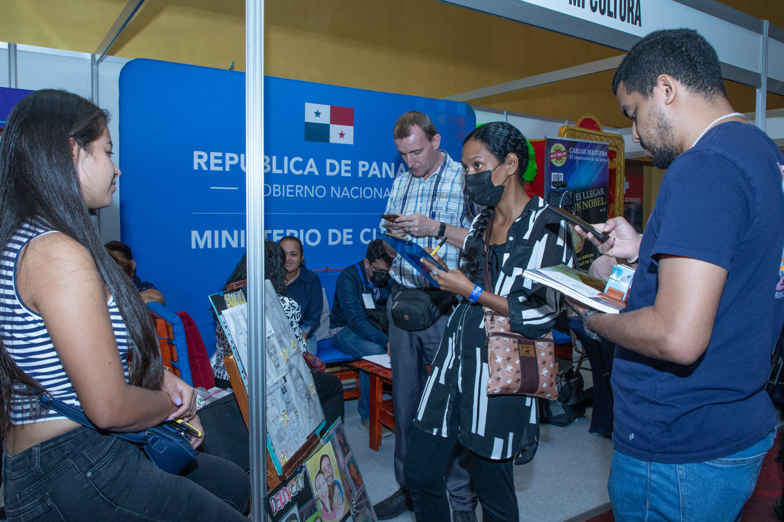 MiCultura Pavilion at Book Fair offers public activities