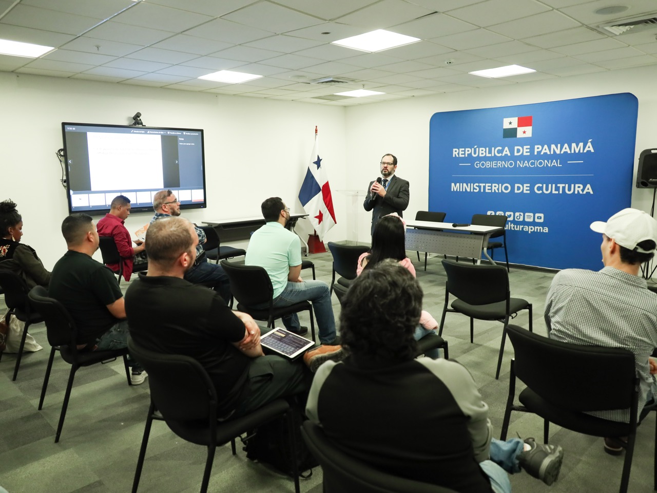 MiCultura MUSIC CAPACITES ON AUTOR's RIGHT TEMAS