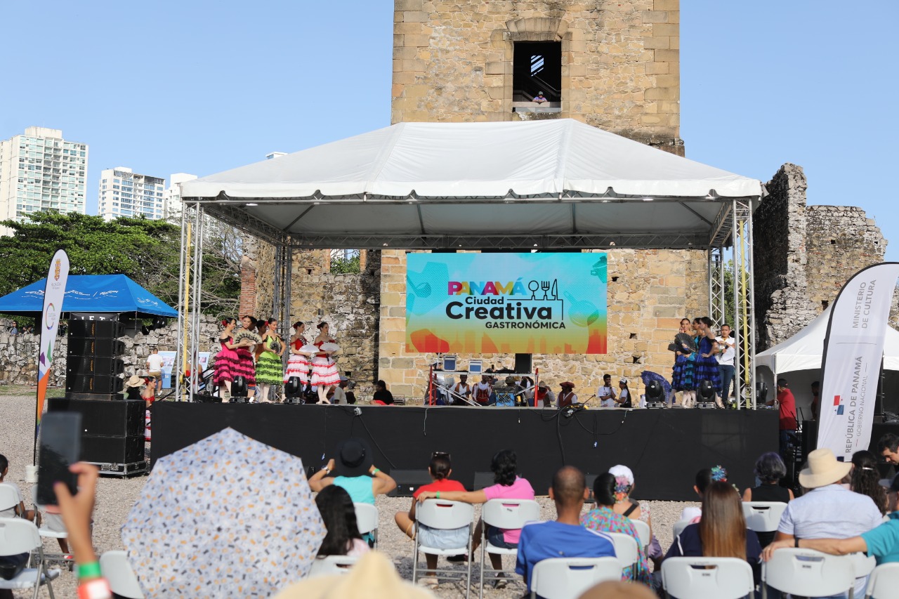 <strong>Ballet Nacional de Panamá, brilló en el Sitio Arqueológico de Panamá Vieja</strong>