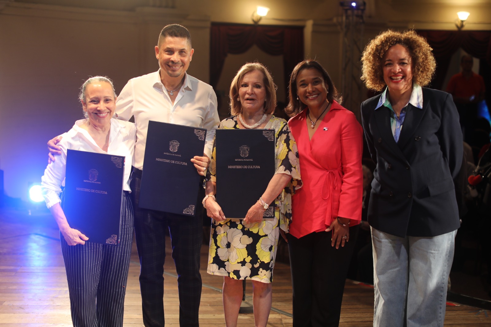 <strong>MiCultura brinda homenaje a teatristas en el Día Mundial del Teatro</strong>
