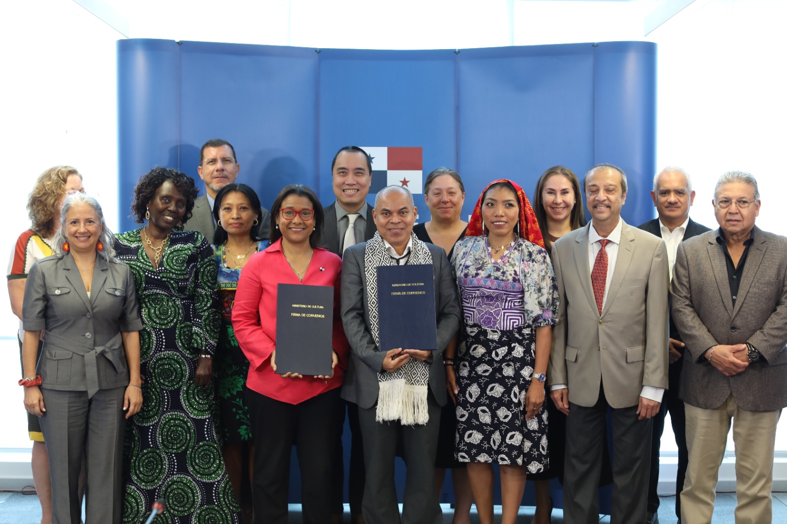< strong > MiCultura and FSC Indigenous Foundation sign agreement to support indigenous peoples < / strong >