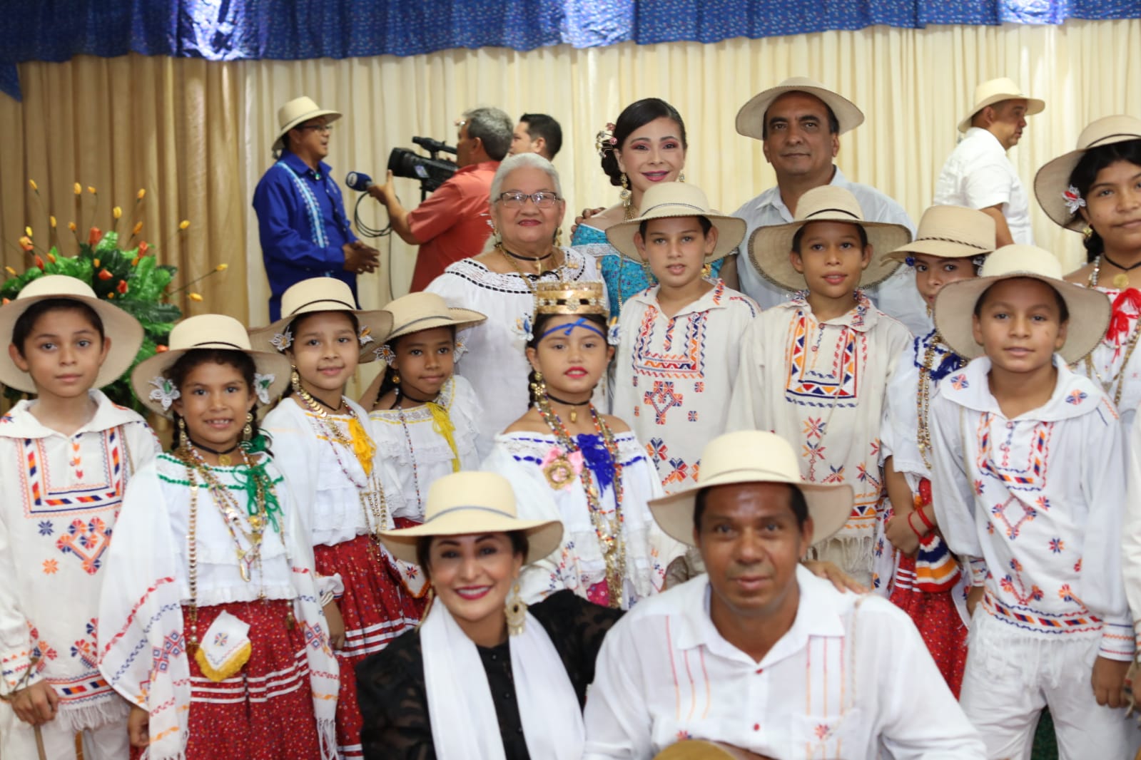 MiCultura Announces Realization of the Manitor's Festival at its Golden Wedding