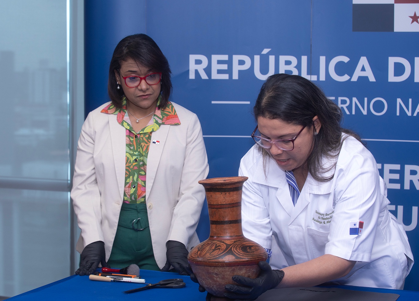 < strong > Panama continues with the rescue of archaeological pieces < / strong >