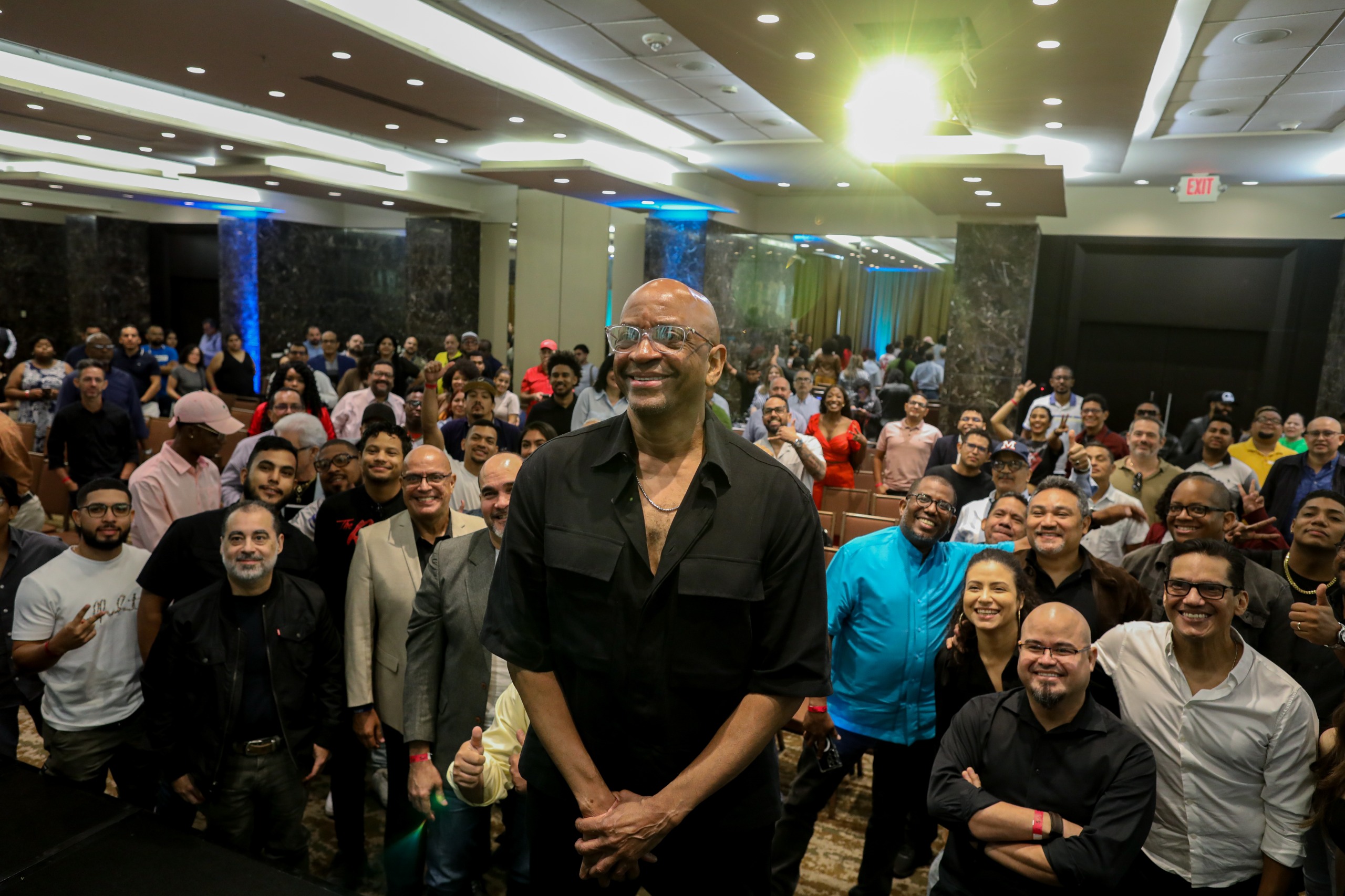 <strong>RECONOCIDO PRODUCTOR MUSICAL DICTA CONFERENCIAS AL SECTOR DE LA INDUSTRIA EN PANAMÁ</strong>