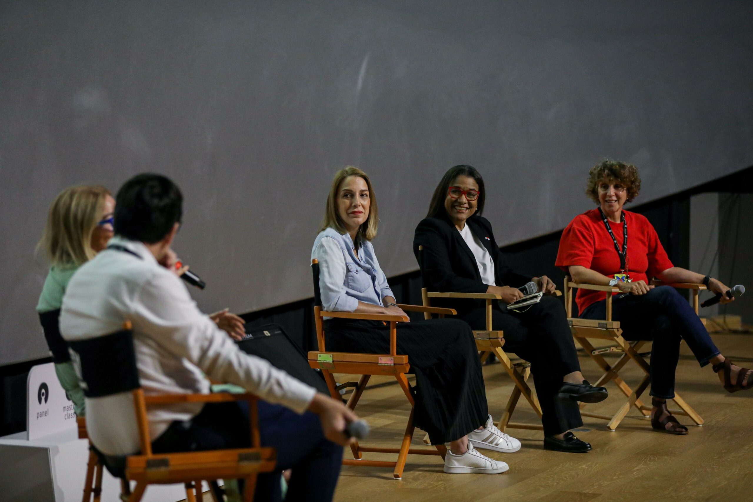 <strong>Amplían conocimientos sobre el impacto del cine en primer día del IFF Panamá 2024</strong>