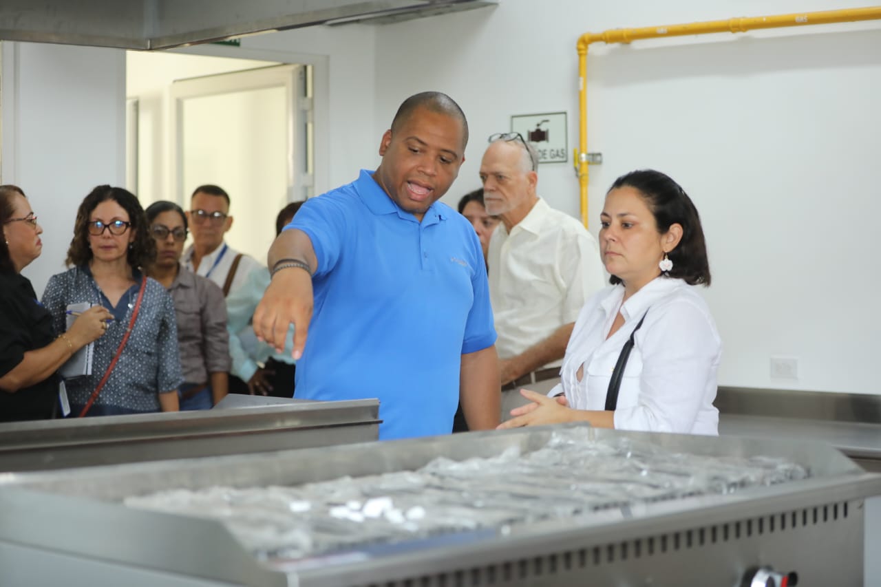 Authorities highlight the value of Colón's Center for Art and Culture