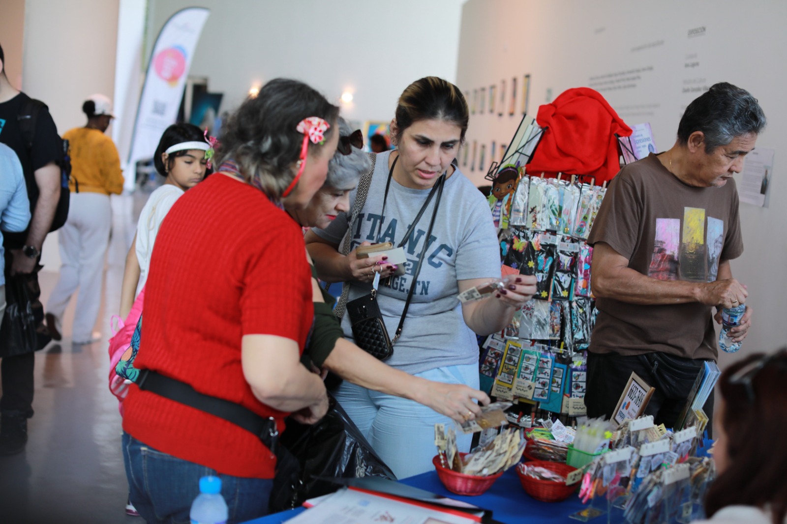 6th Panamanian Writer's Festival where lyrics, music and art come together