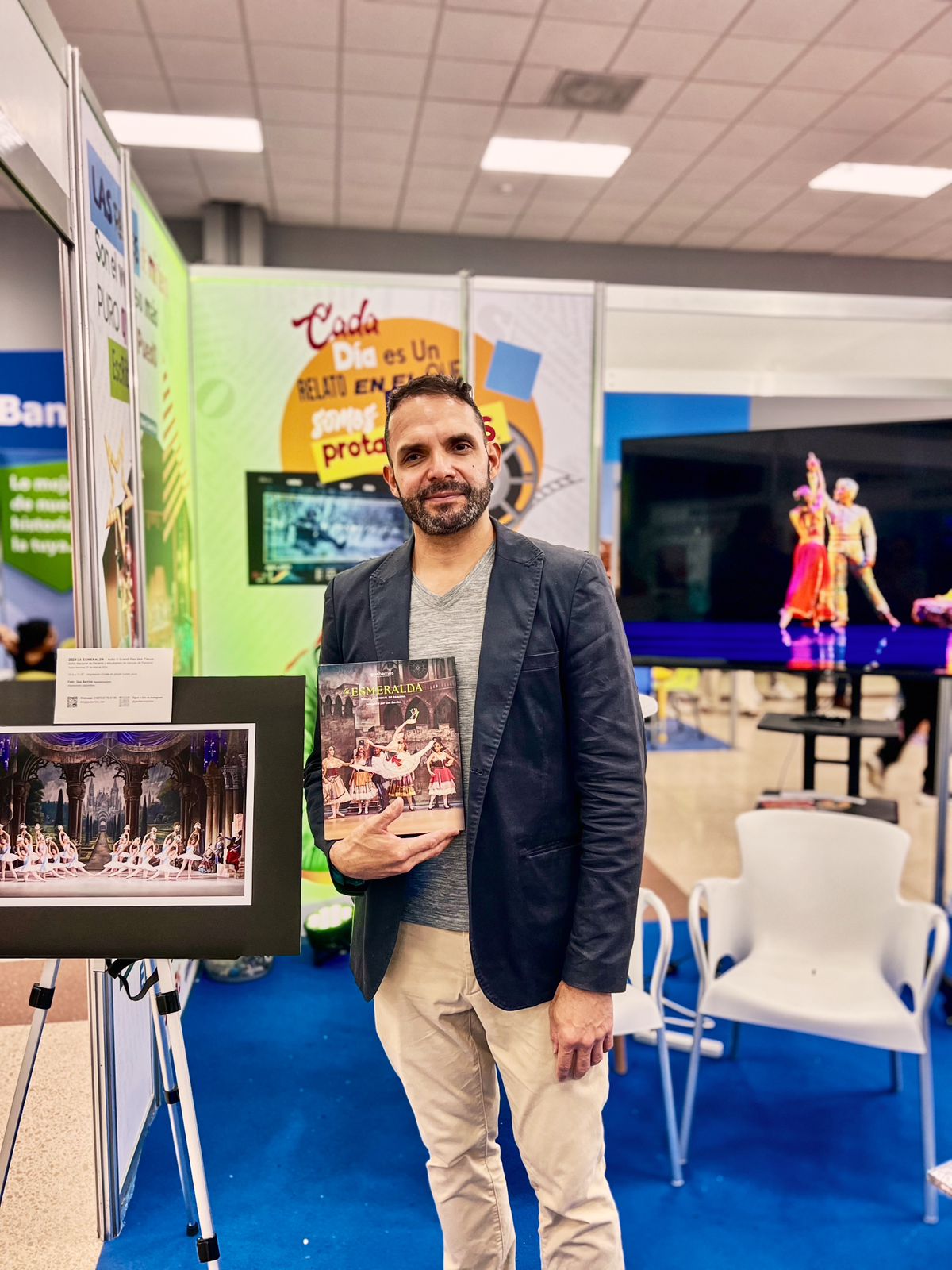 Libro fotográfico celebra la excelencia del Ballet Nacional de Panamá