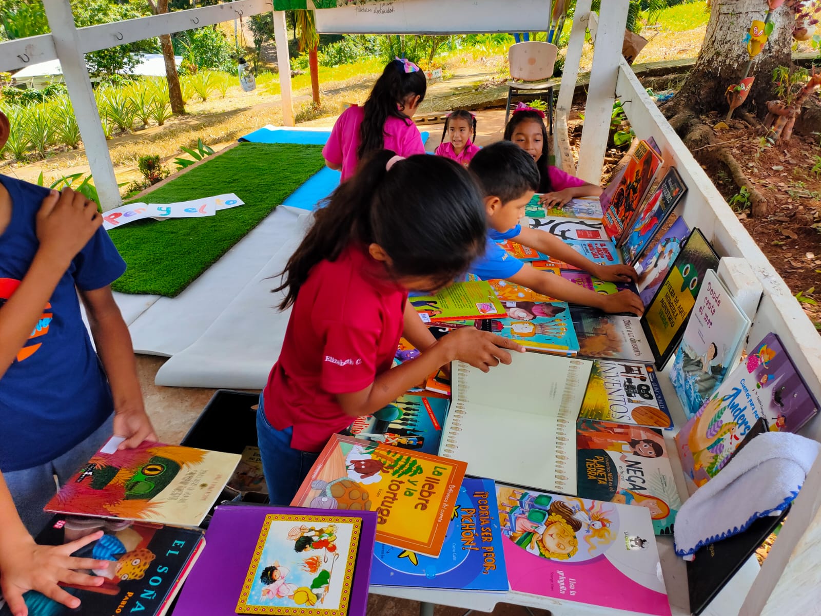 Ministerio de Cultura coordina acciones para promover el derecho a la lectura en provincias y comarcas