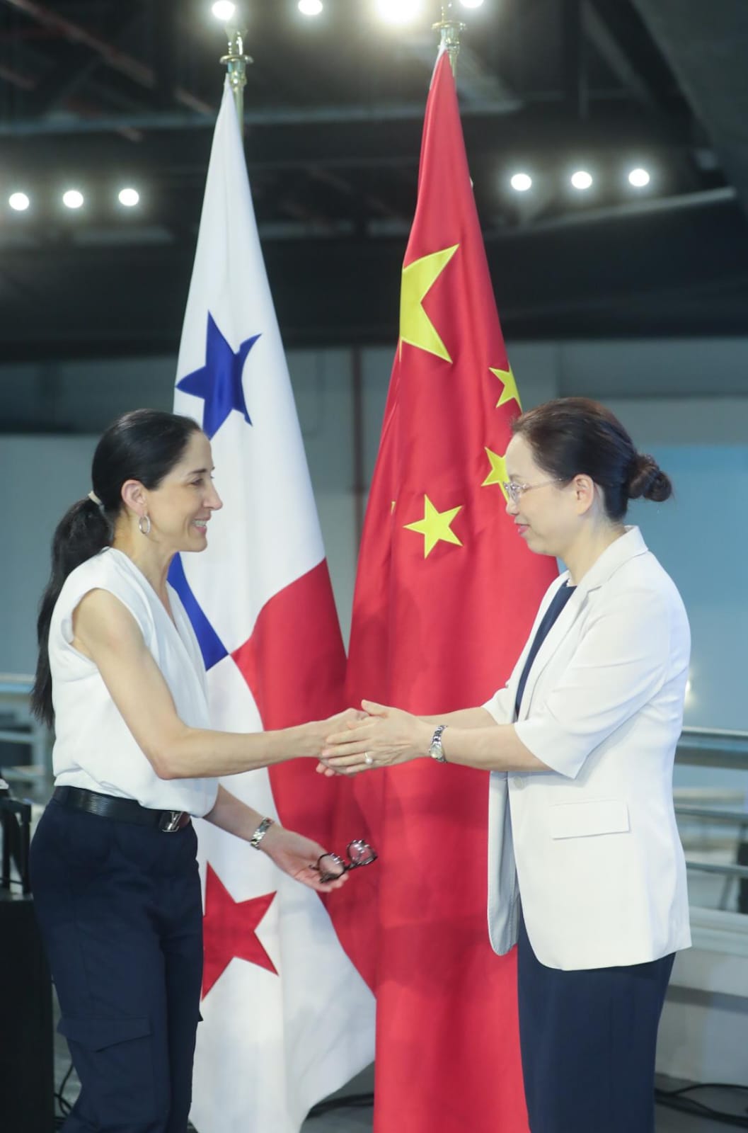 Ministerio de Cultura y Embajada de China celebran el “Diálogo entre dos Canales”