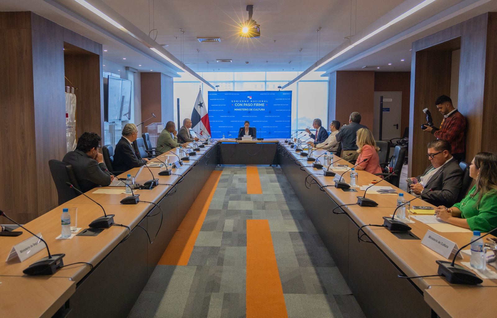 Ministra Herrera instaló directiva del Centro Histórico de Colón