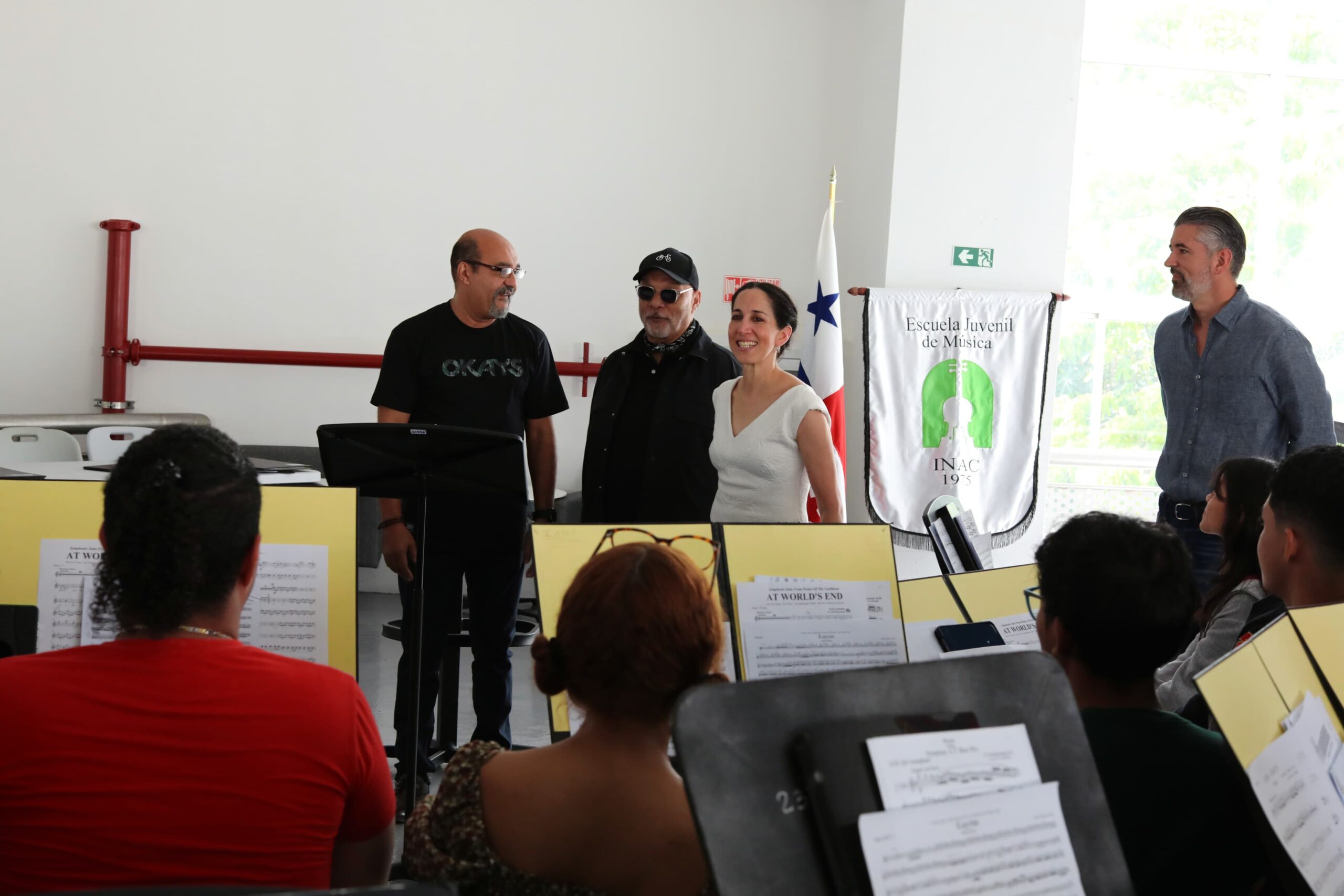 Omar Alfanno visita la Ciudad de las Artes