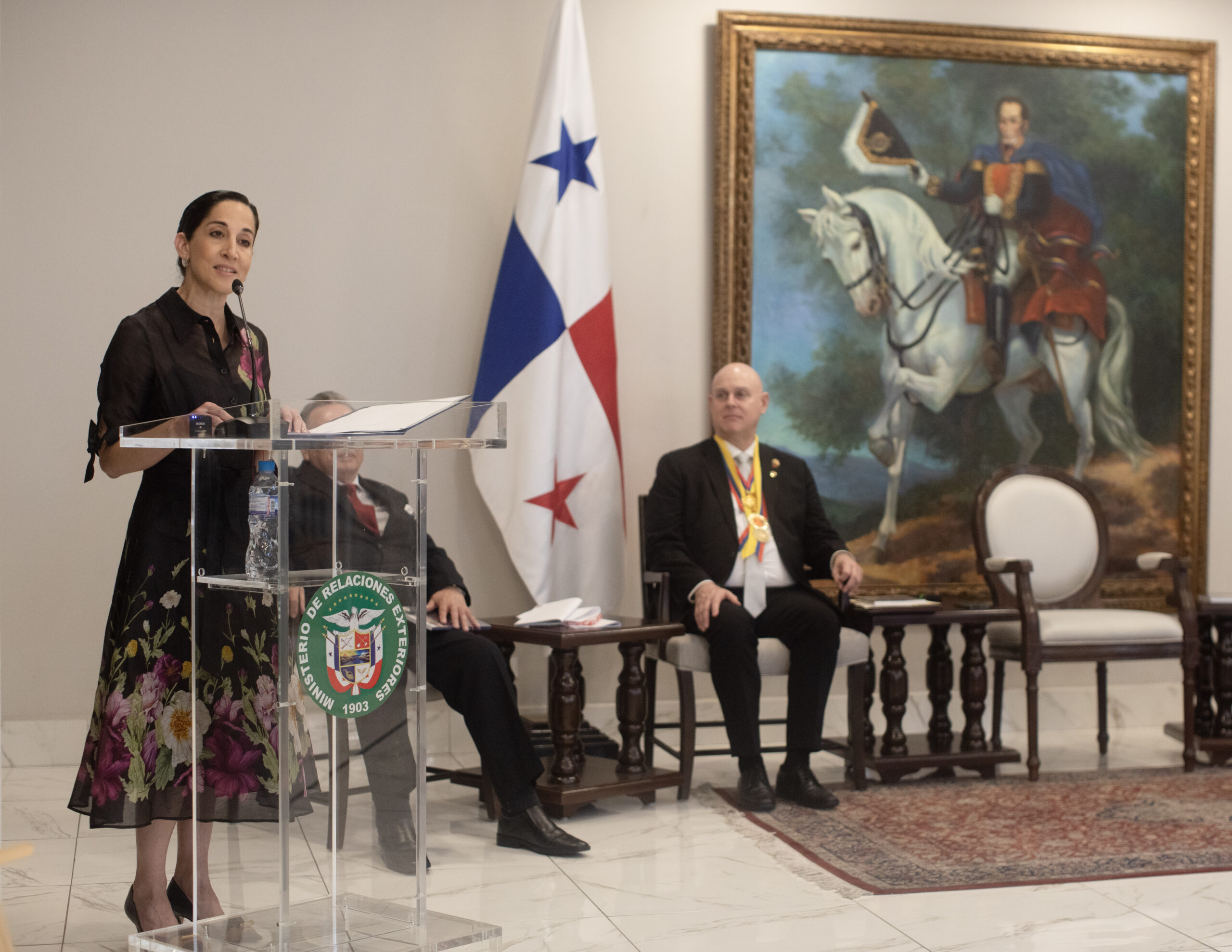 Ministra de Cultura Destaca Legado Bolivariano y la relevancia de UNESCO para Panamá
