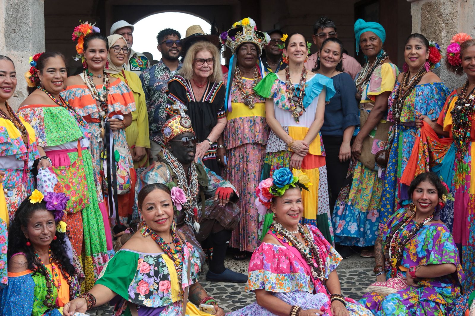 Portobelo celebrates the essence of the 7th pollera Conga Festival