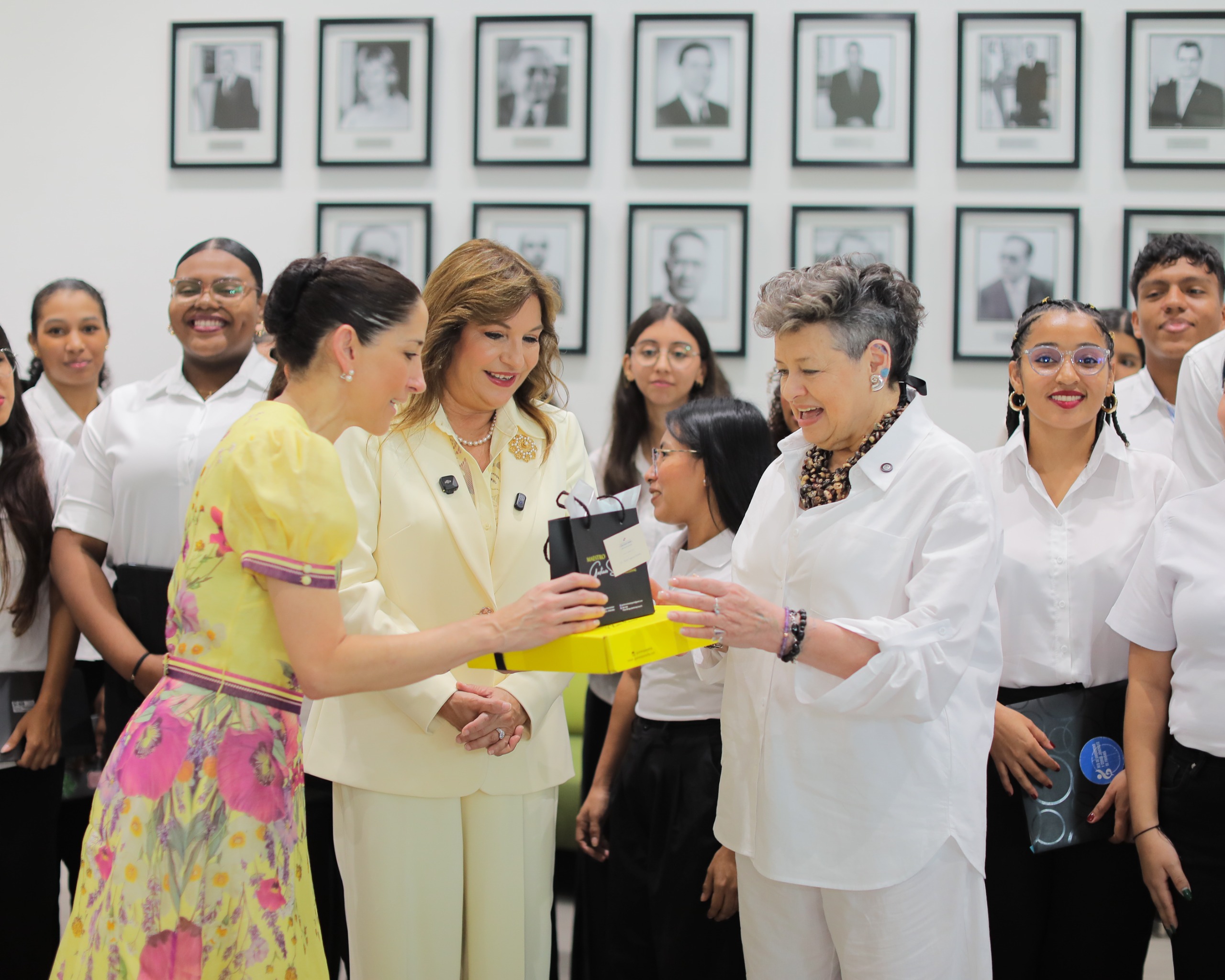 A meeting with Panamanian identity, folklore and youth talent