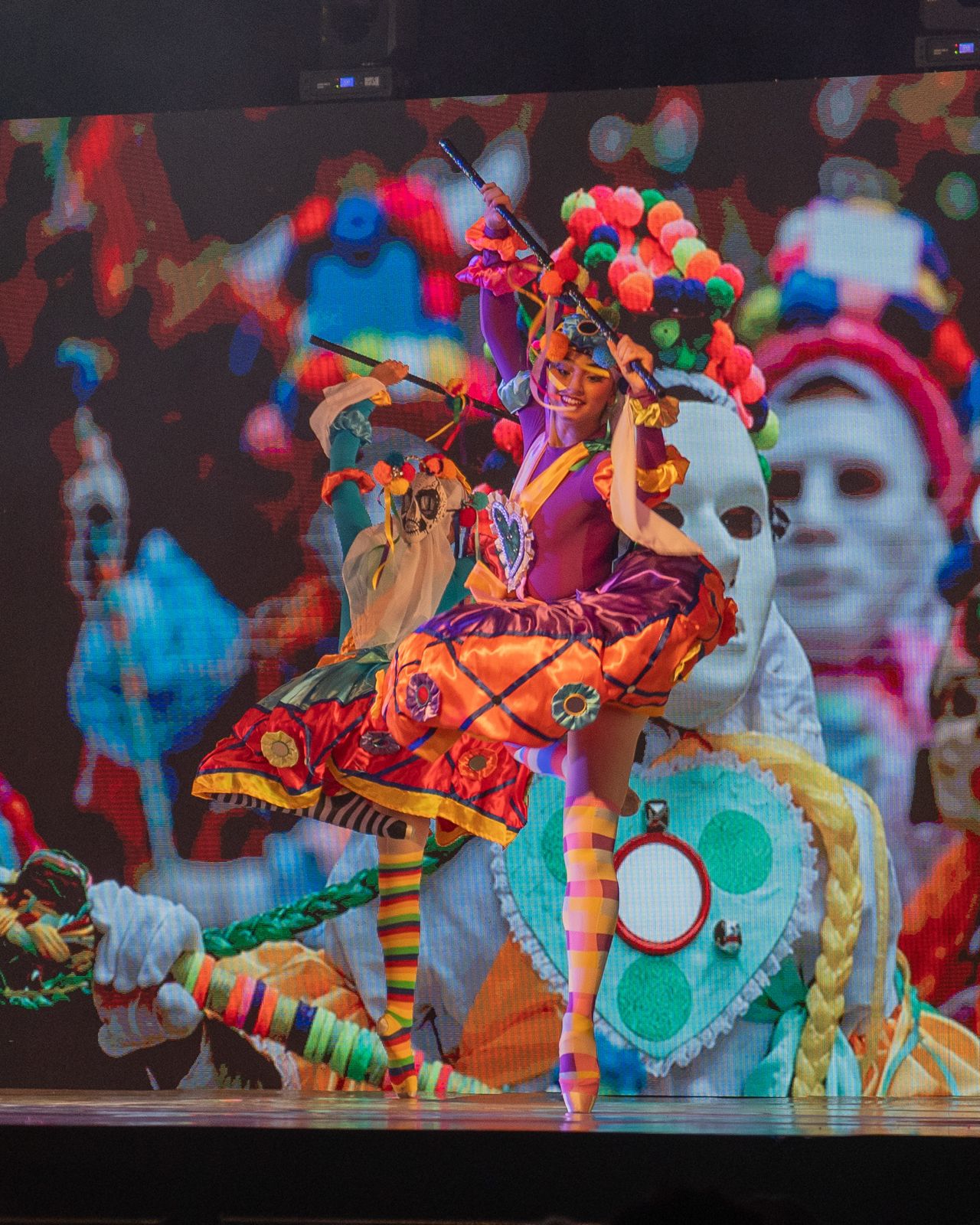 National Ballet brought the Panamanian dance to the National Crafts Fair