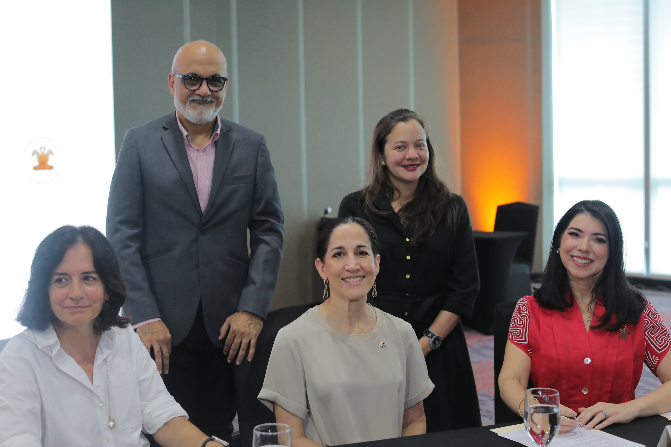 Cultura, patrimonio y solidaridad se unen en la Fiesta Alrededor del Mundo